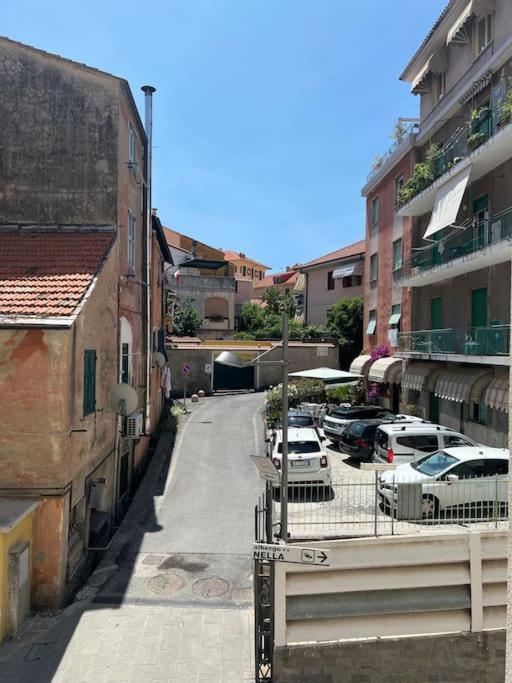 Borgo Marina Apartments Imperia Bagian luar foto